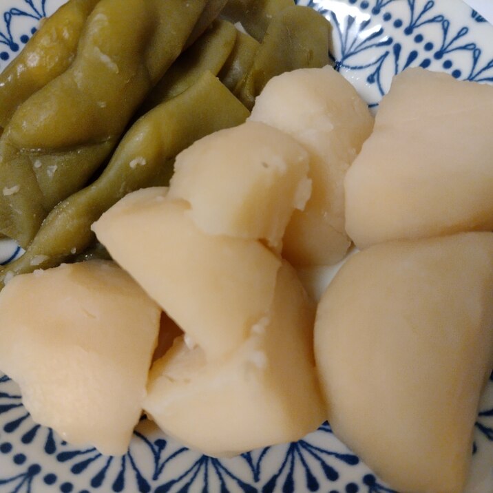 なた豆とじゃがいもの煮物